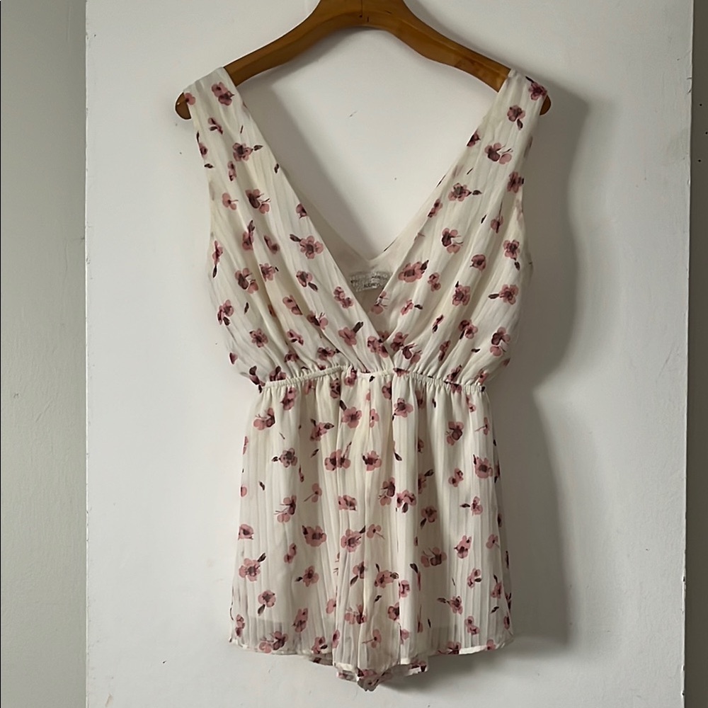Chic Pink Floral Sleeveless Shorts Romper